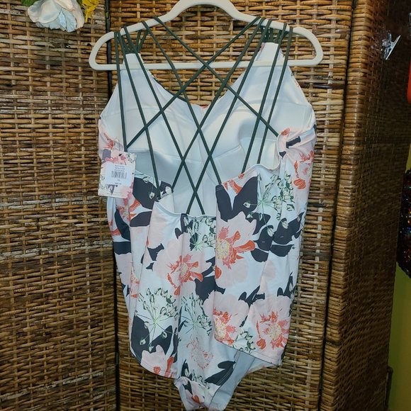 NWT Limited Edition Down East + Ashley Rose Reeves One Piece Swimsuit Bedford 3X - Picture 3 of 5